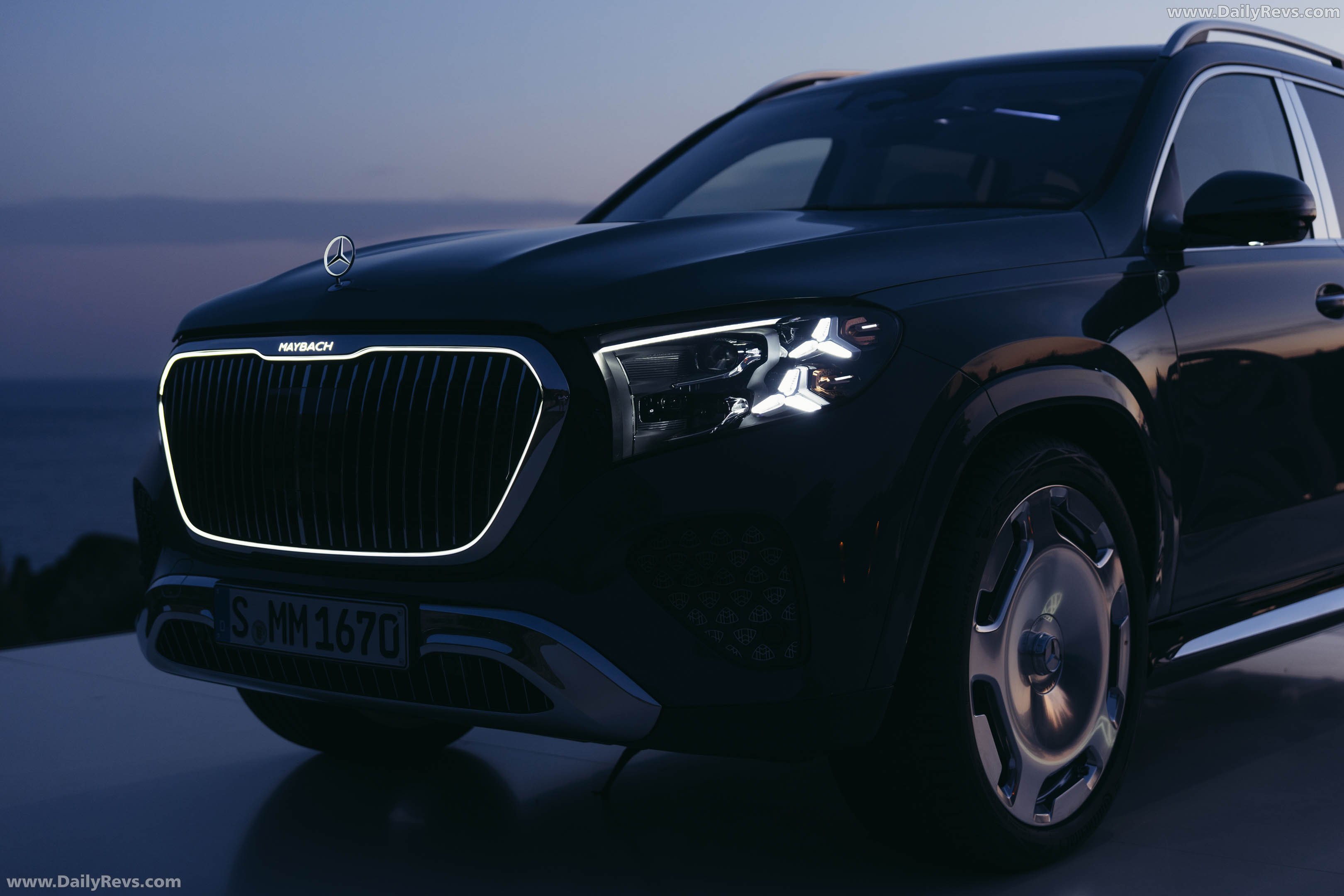 2027 Mercedes-Maybach GLS 680 Exterior