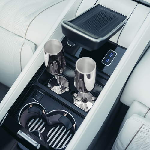 2027 Mercedes-Maybach GLS 680 Interior