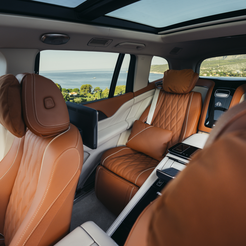 2027 Mercedes-Maybach GLS 680 Manufaktur Cote dAzur Interior