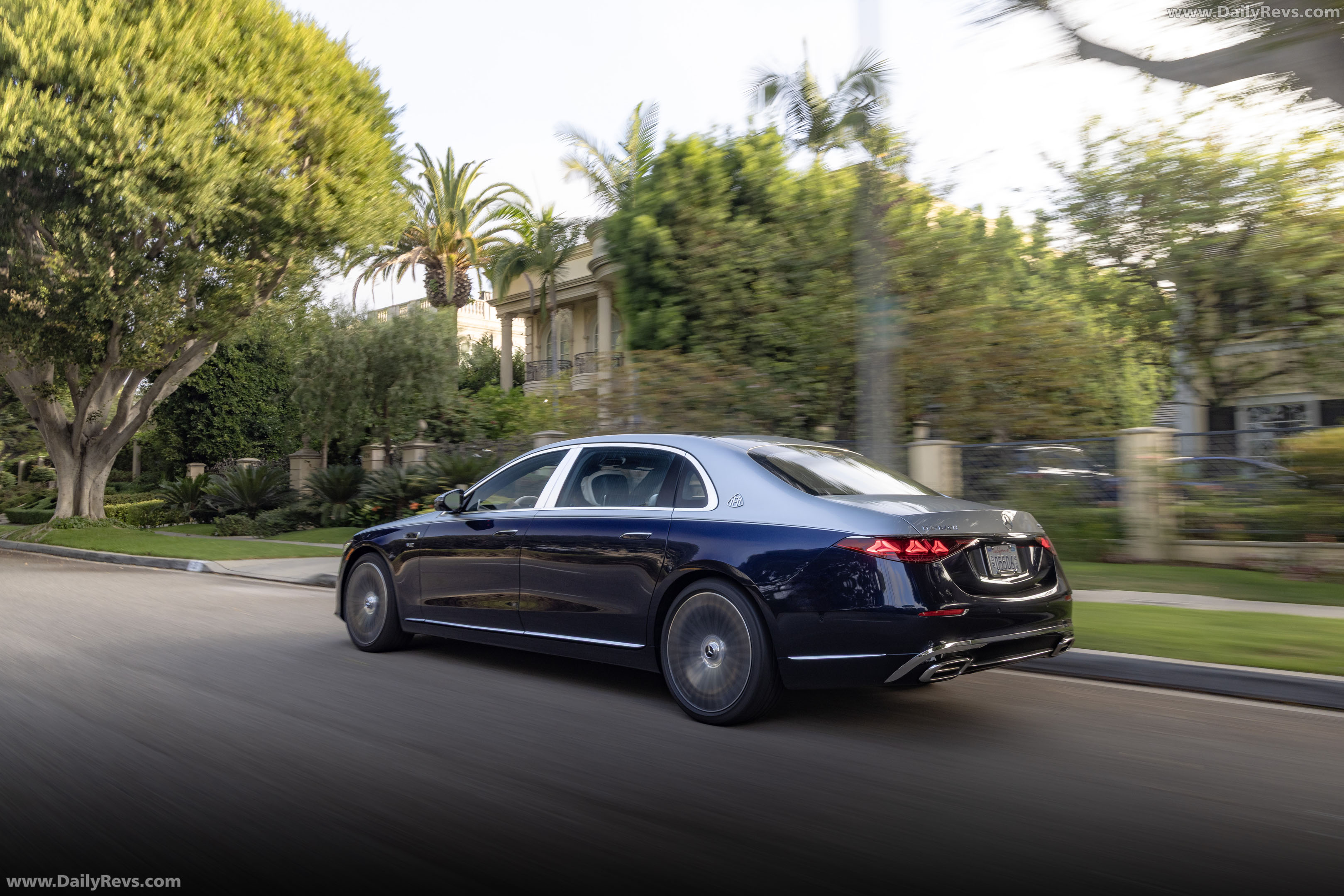 2027 Mercedes-Maybach S 680 US Version Rear View