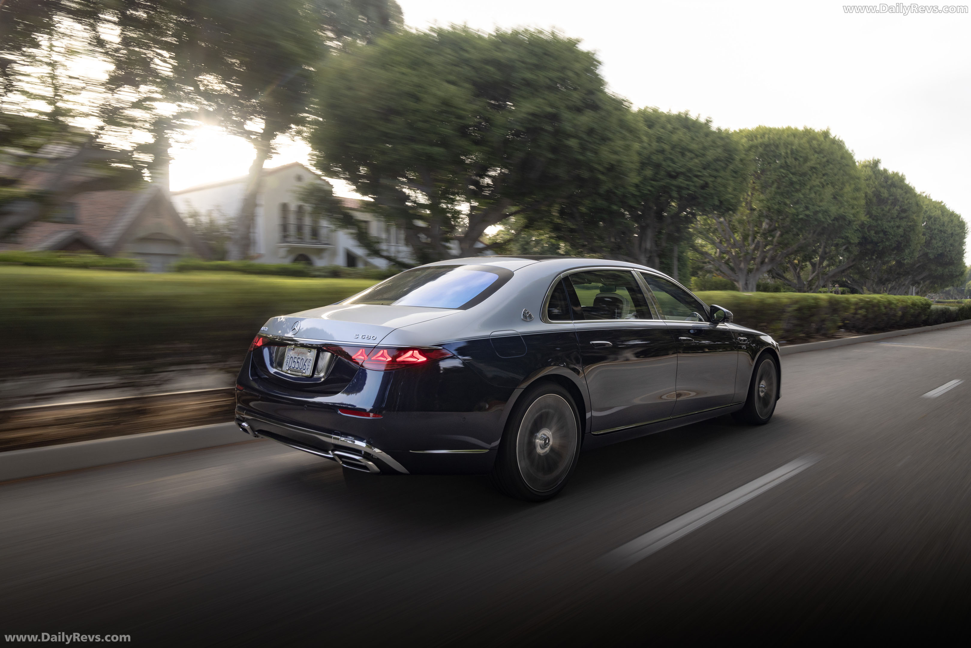 2027 Mercedes-Maybach S 680 US Version Rear View