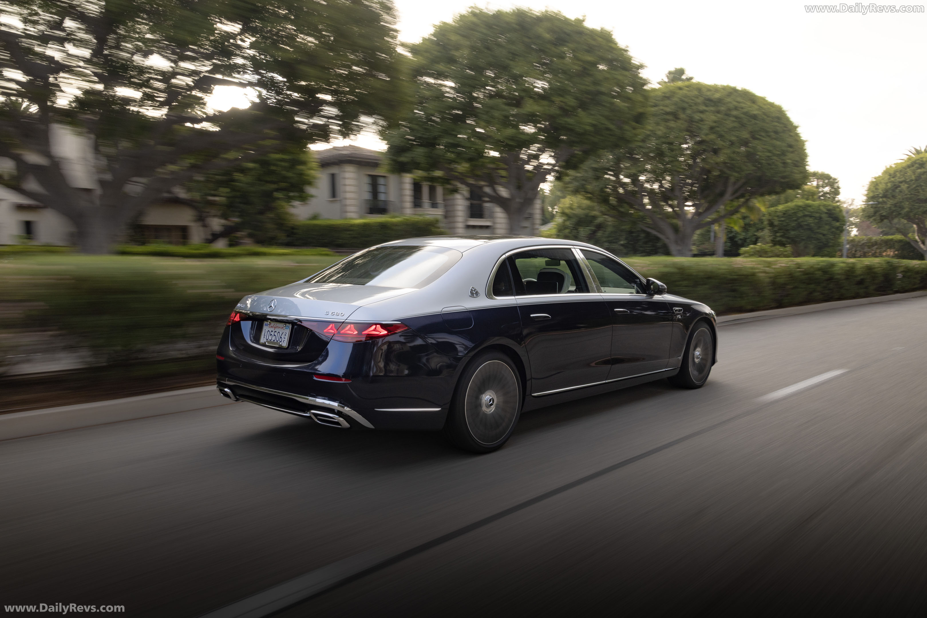 2027 Mercedes-Maybach S 680 US Version Rear View