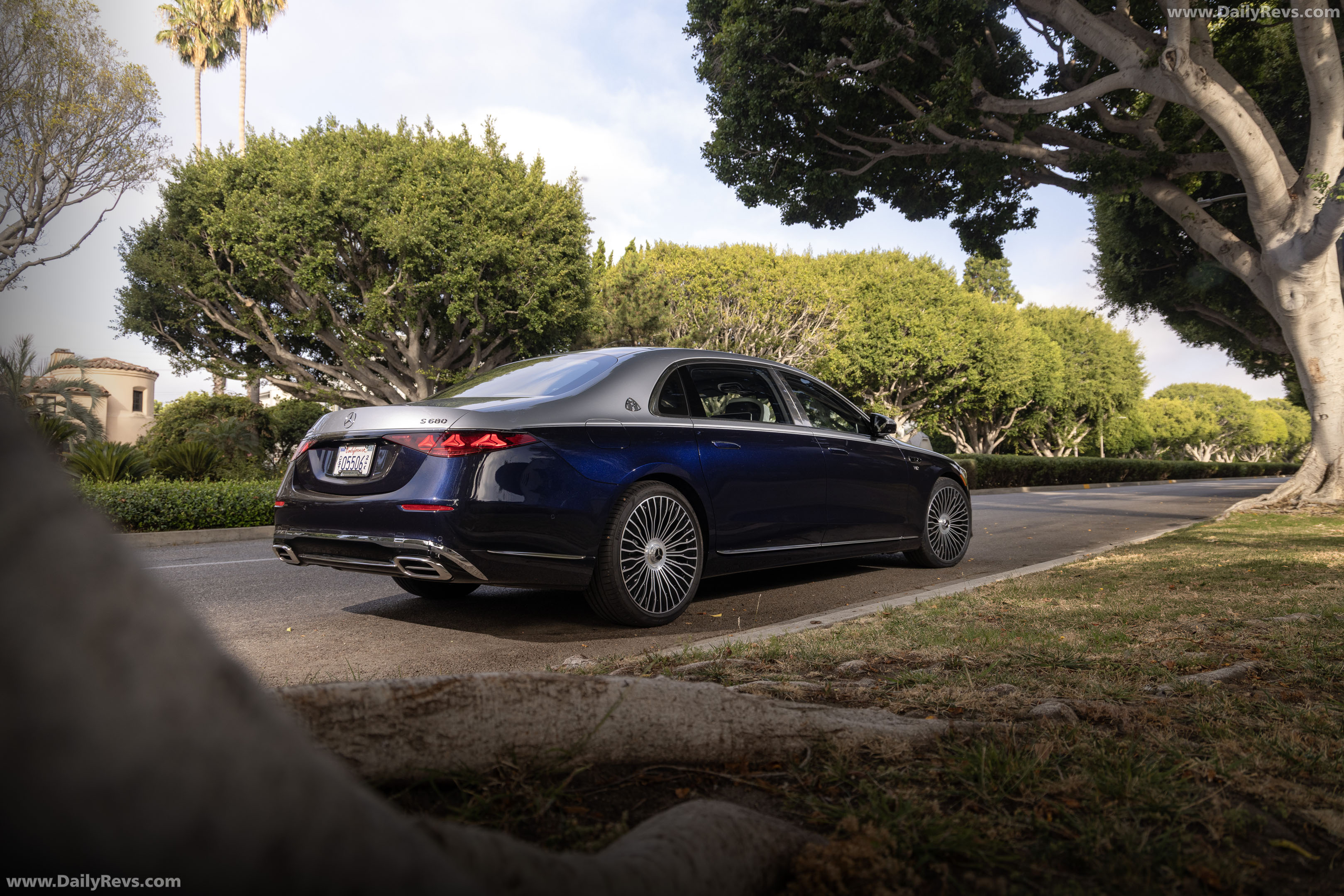 2027 Mercedes-Maybach S 680 US Version Rear View