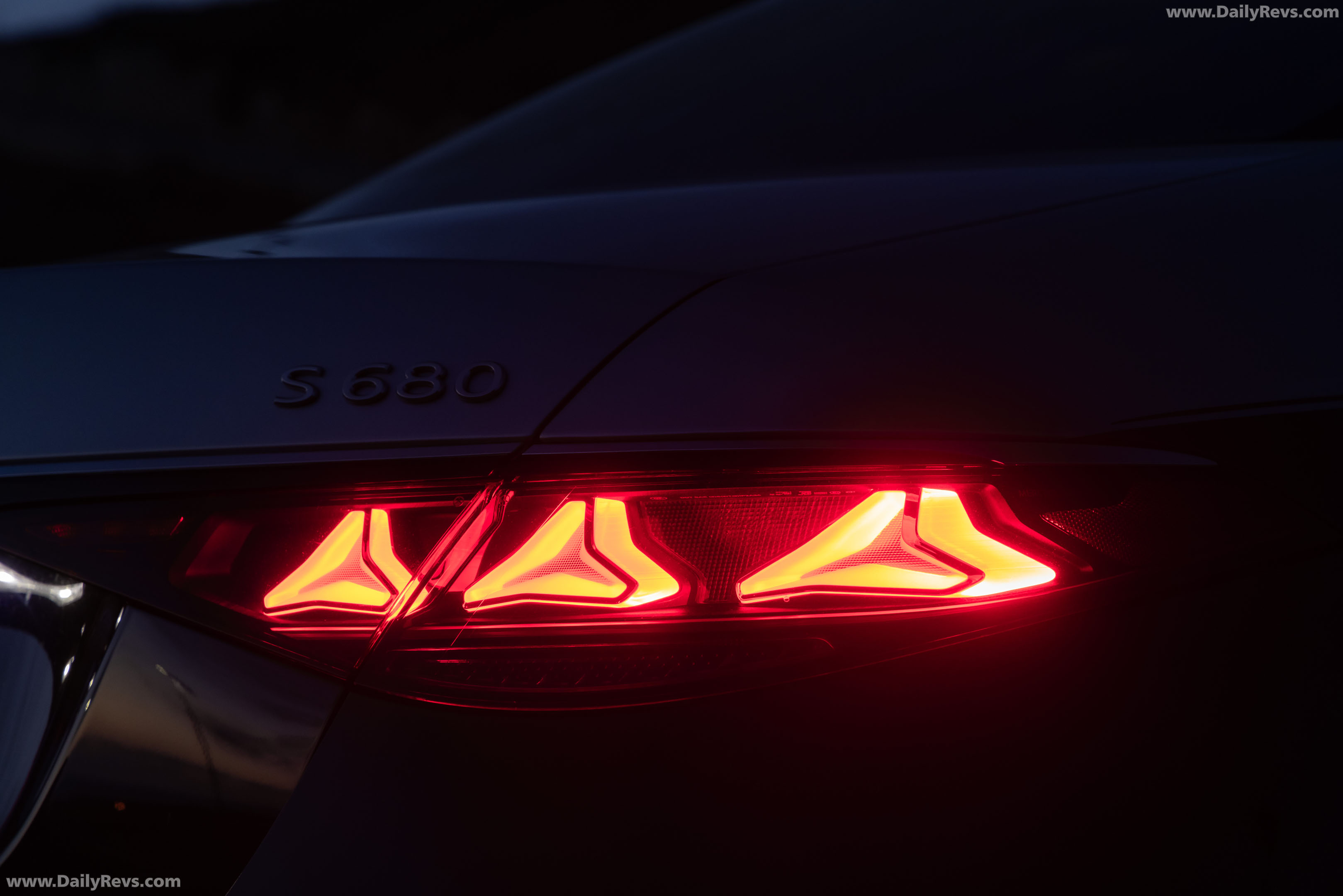 2027 Mercedes-Maybach S 680 US Version Exterior