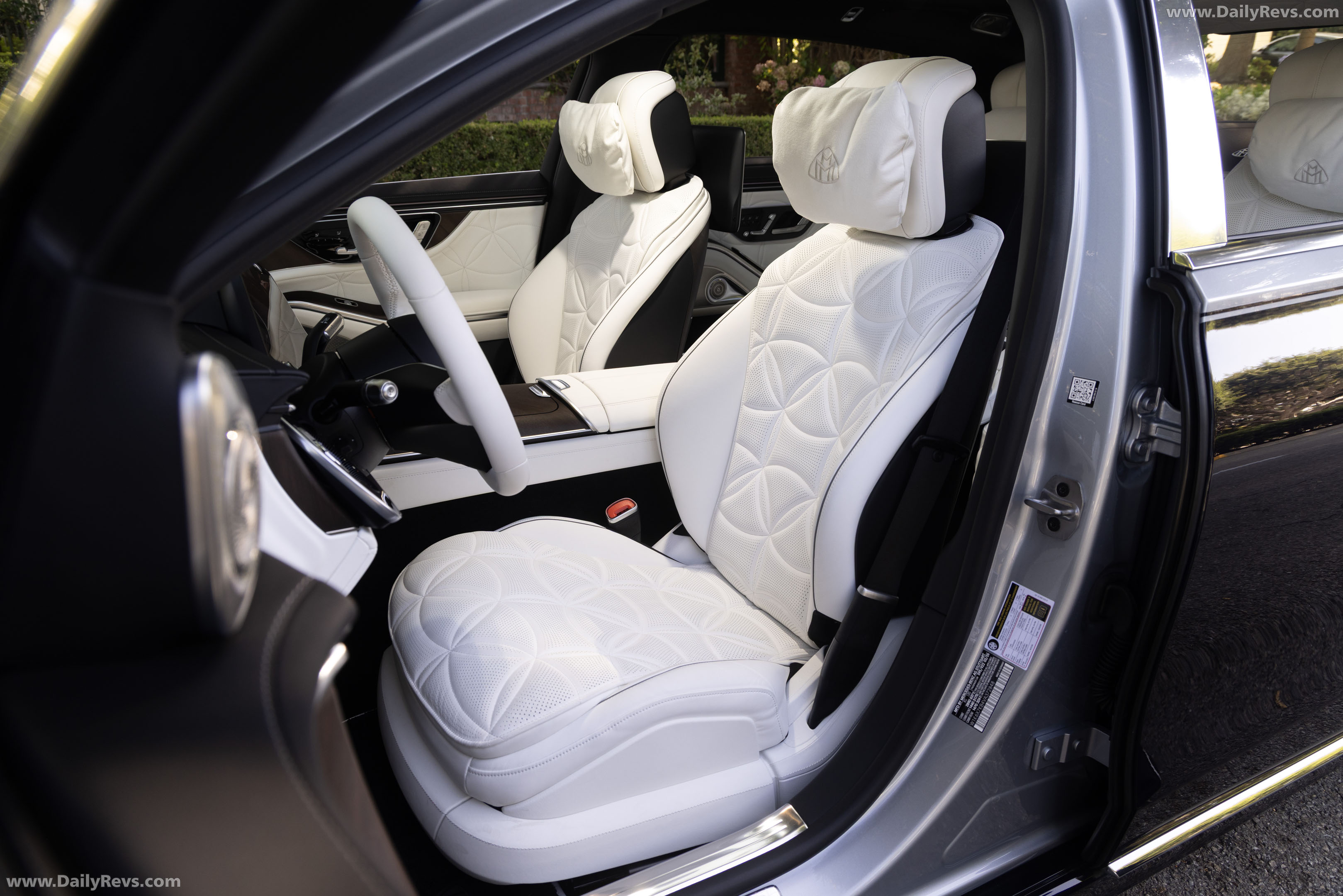 2027 Mercedes-Maybach S 680 US Version Interior