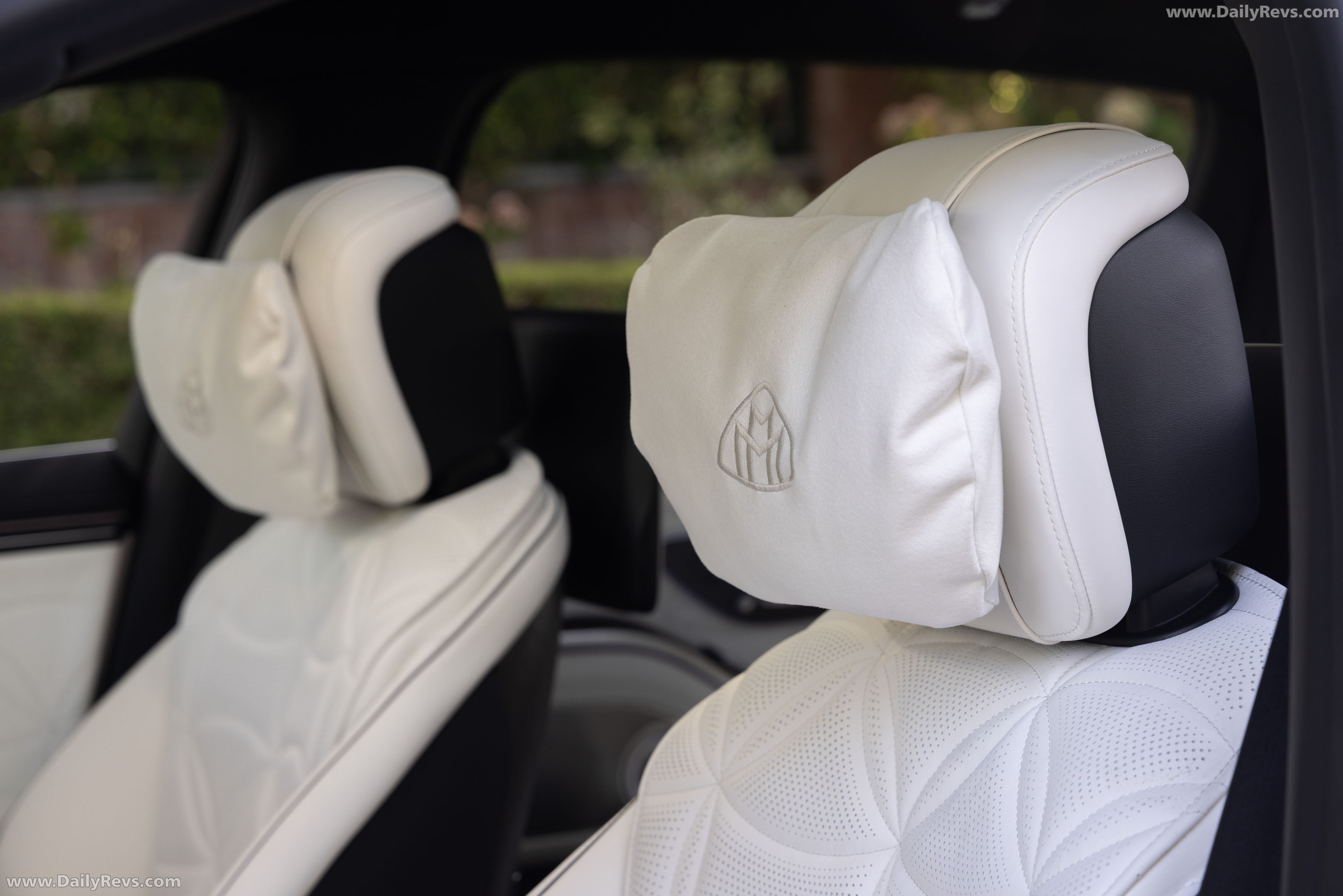 2027 Mercedes-Maybach S 680 US Version Interior