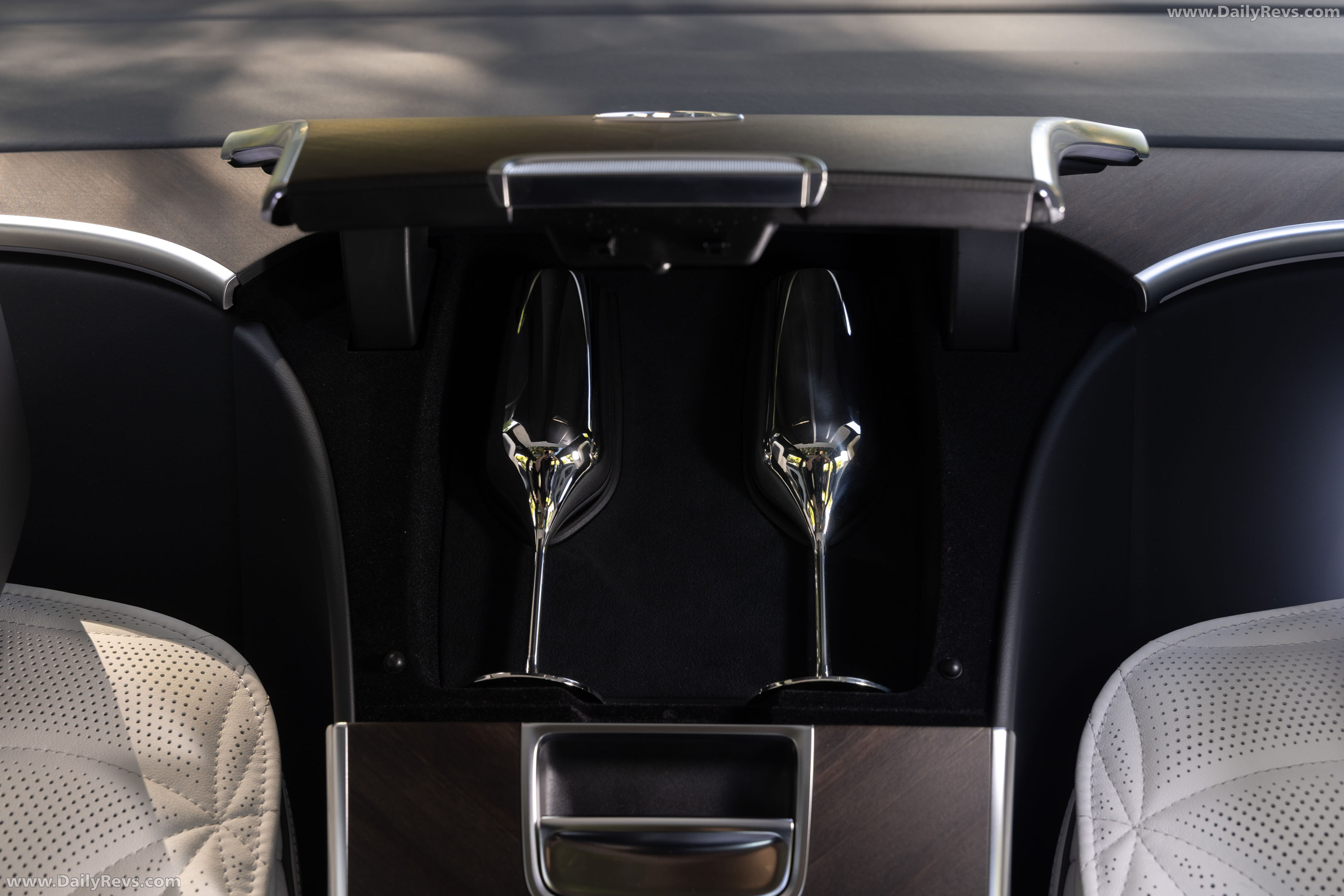 2027 Mercedes-Maybach S 680 US Version Interior