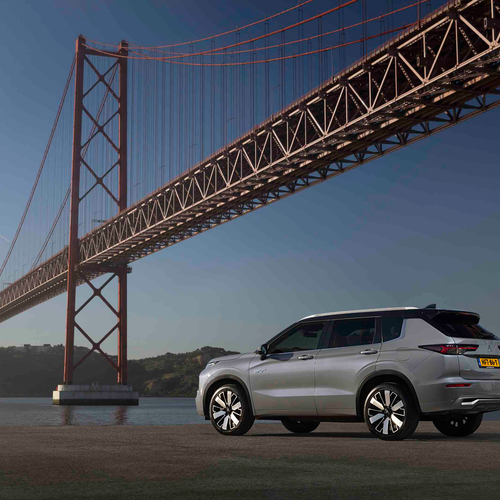 2025 Mitsubishi Outlander PHEV European Version Rear View