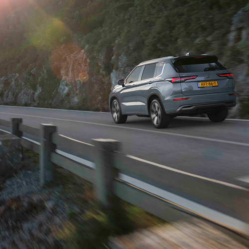 2025 Mitsubishi Outlander PHEV European Version Rear View