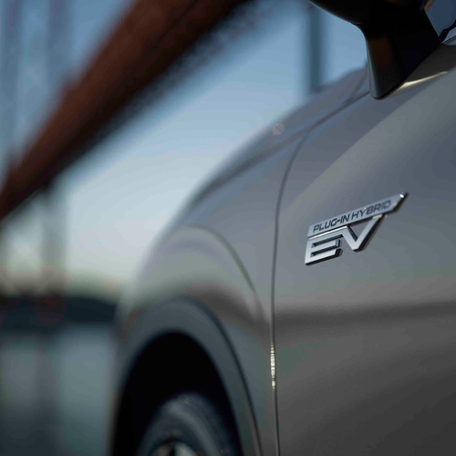 2025 Mitsubishi Outlander PHEV European Version Exterior