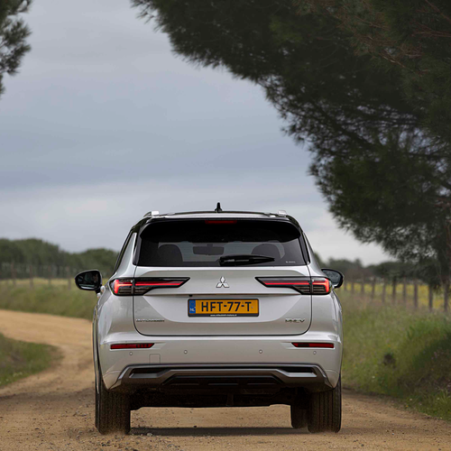2025 Mitsubishi Outlander PHEV White Diamond Rear View