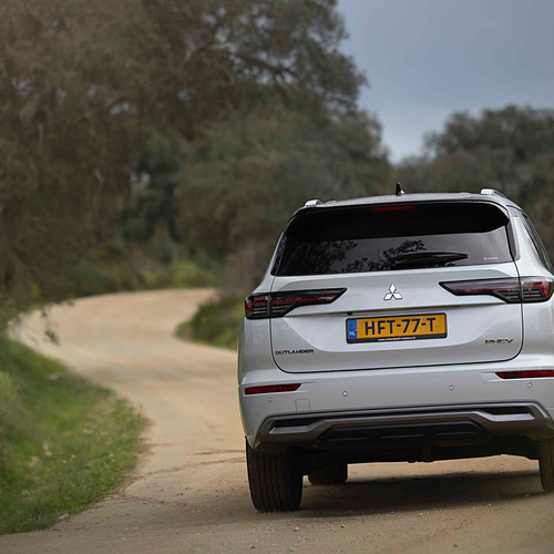 2025 Mitsubishi Outlander PHEV White Diamond Rear View