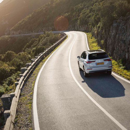 2025 Mitsubishi Outlander PHEV White Diamond Rear View