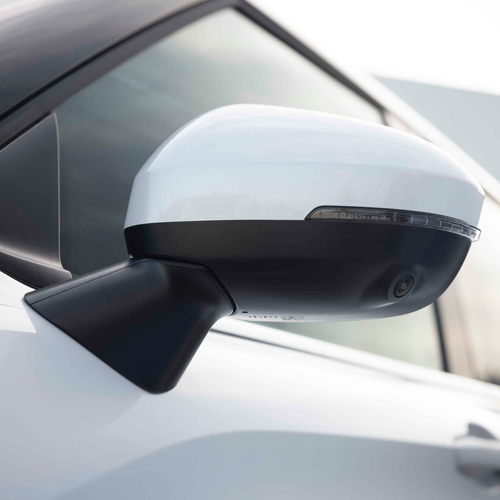 2025 Mitsubishi Outlander PHEV White Diamond Exterior