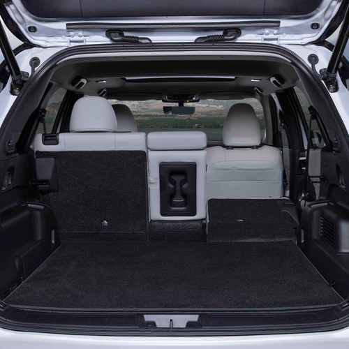 2025 Mitsubishi Outlander PHEV White Diamond Interior