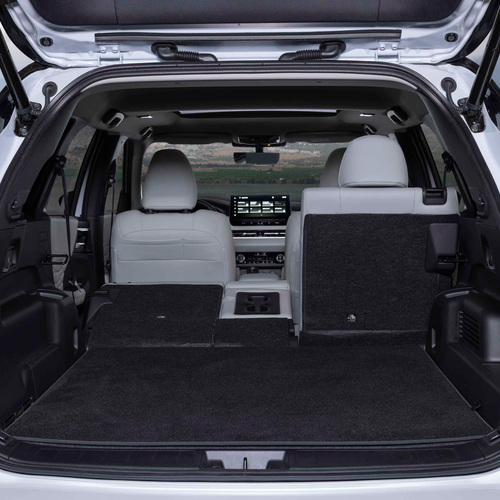 2025 Mitsubishi Outlander PHEV White Diamond Interior