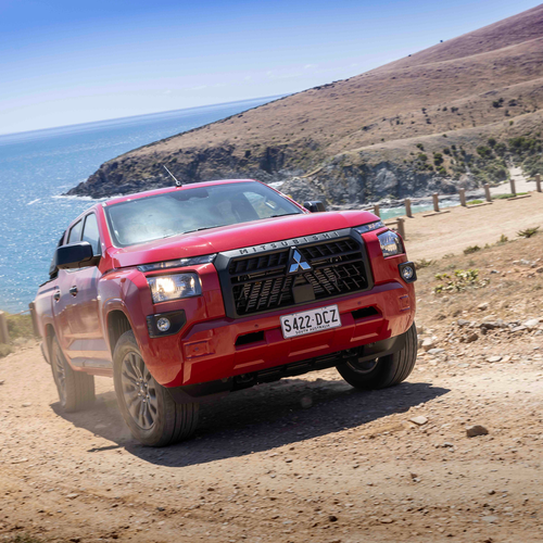 2025 Mitsubishi Triton GLX-R Front View