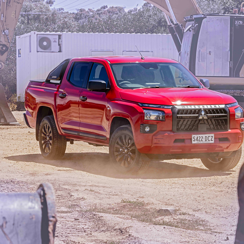 2025 Mitsubishi Triton GLX-R Front View