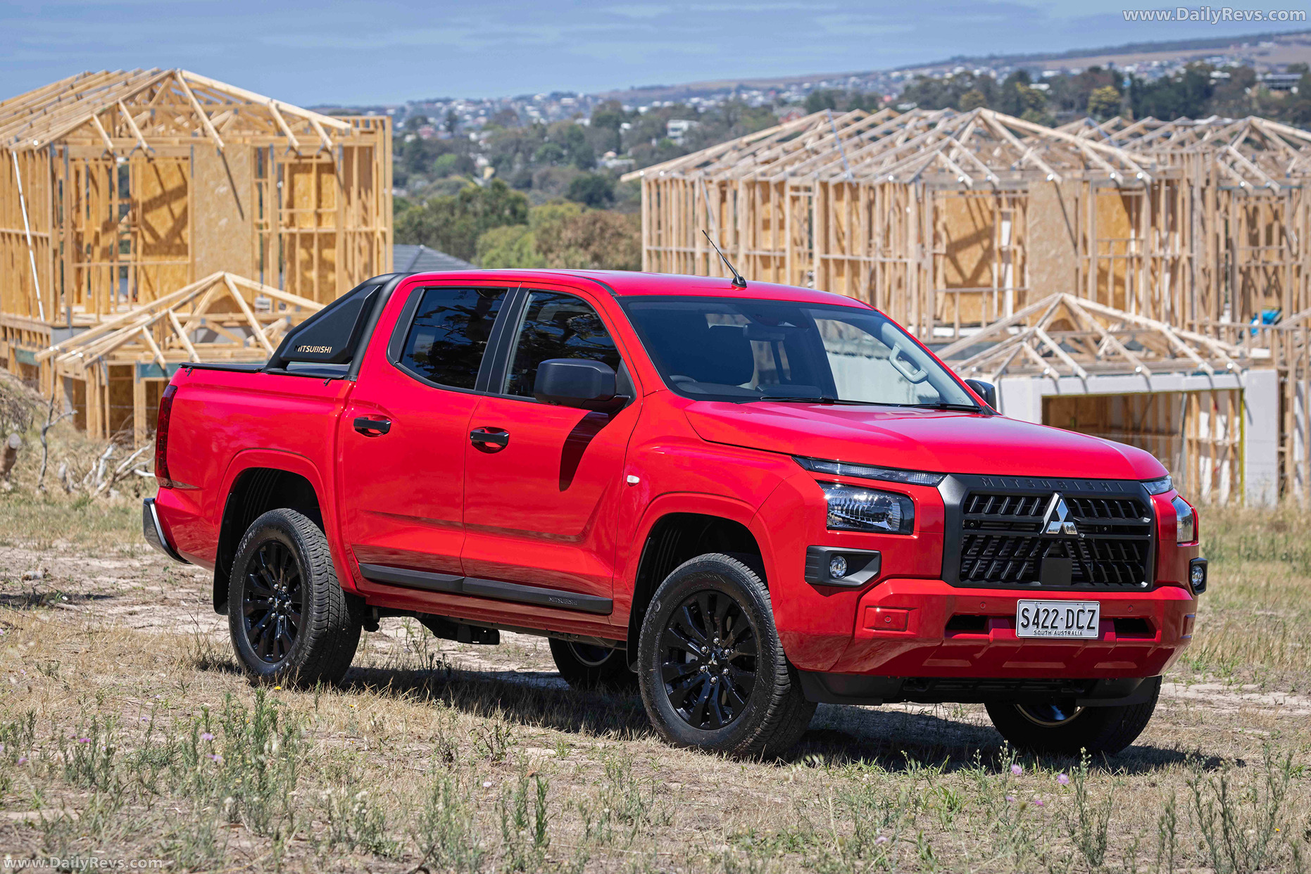 2025 Mitsubishi Triton GLX-R Front View