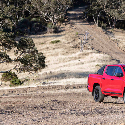 2025 Mitsubishi Triton GLX-R Front View