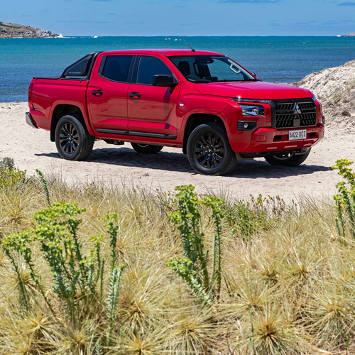 2025 Mitsubishi Triton GLX-R Front View