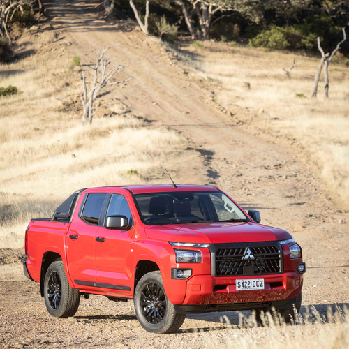 2025 Mitsubishi Triton GLX-R Front View