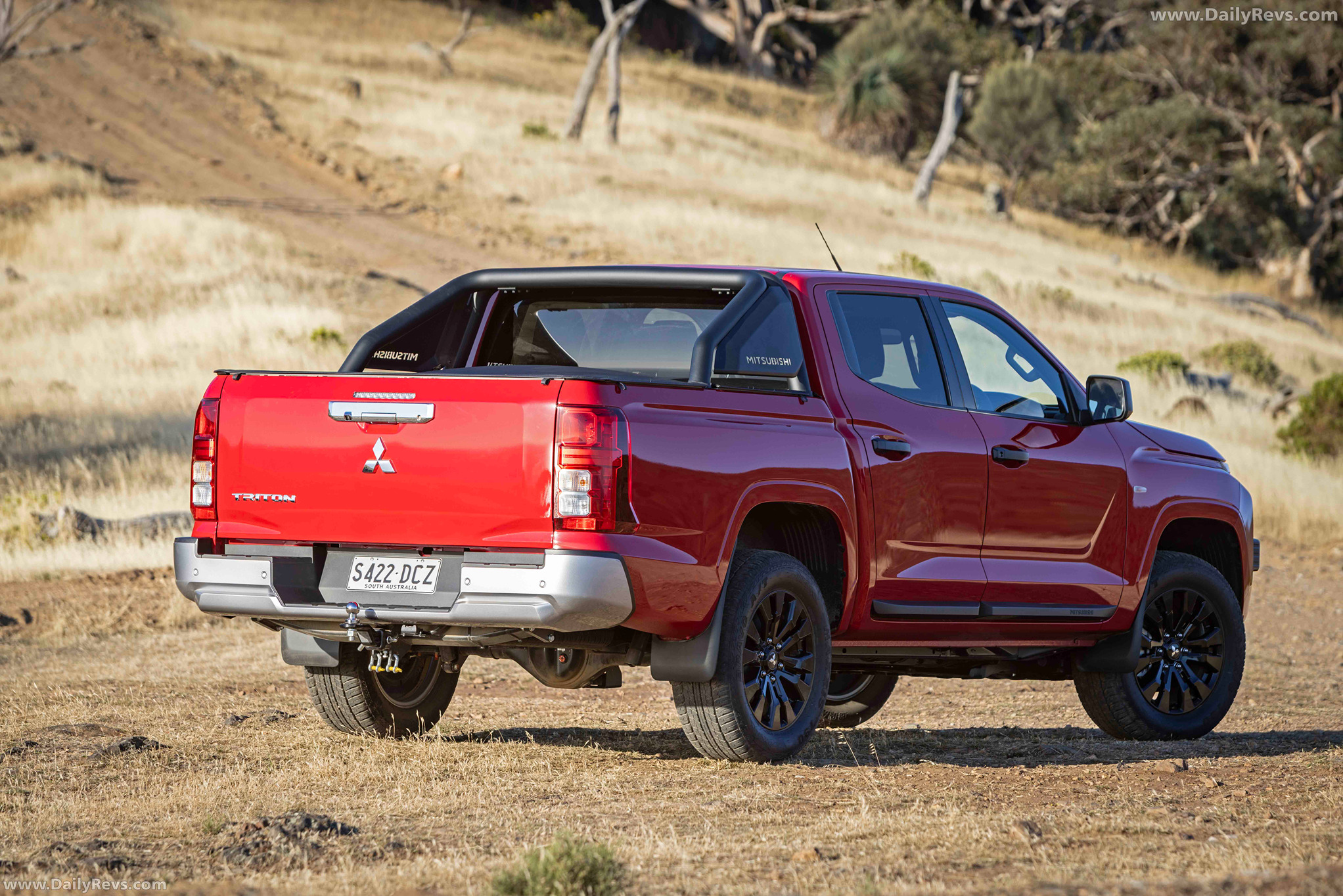 2025 Mitsubishi Triton GLX-R Rear View