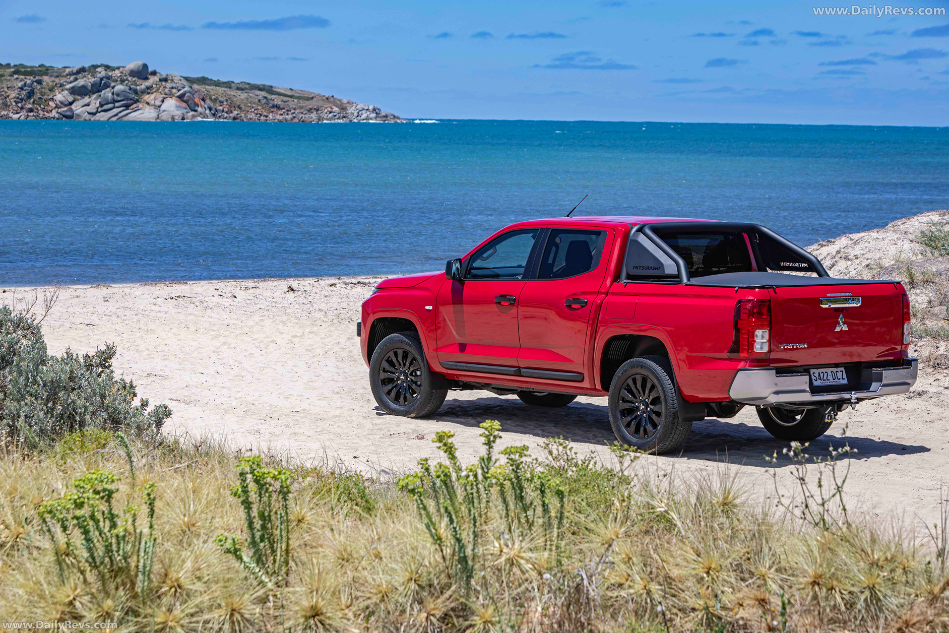 2025 Mitsubishi Triton GLX-R Rear View