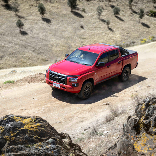 2025 Mitsubishi Triton GLX-R Top View