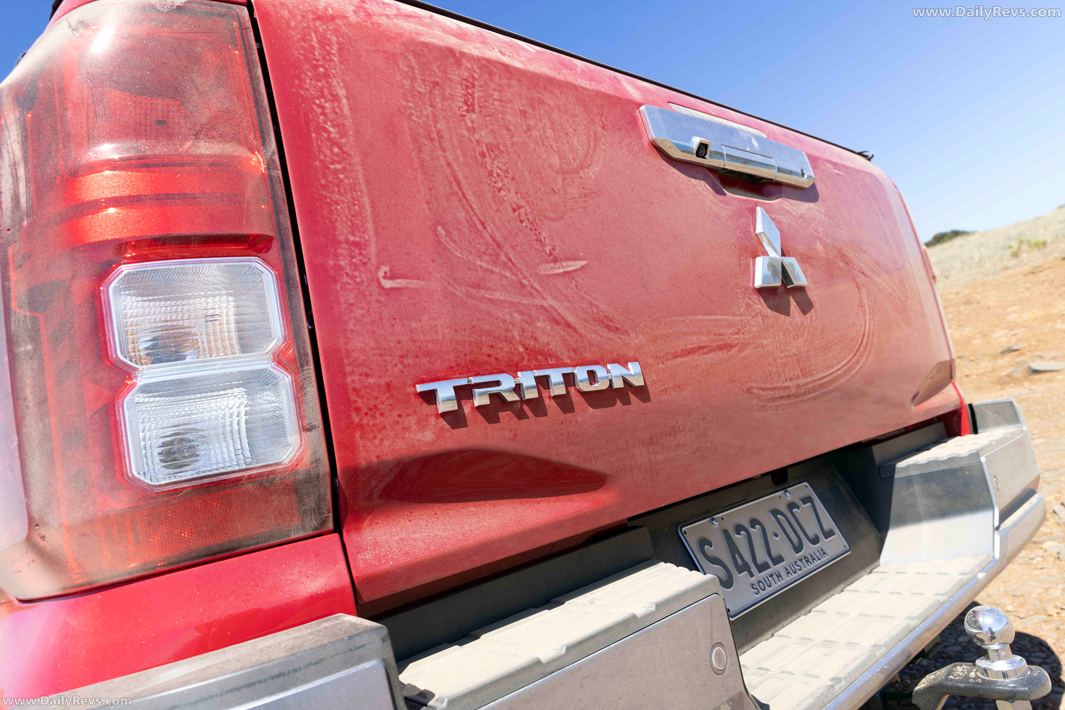 2025 Mitsubishi Triton GLX-R Exterior