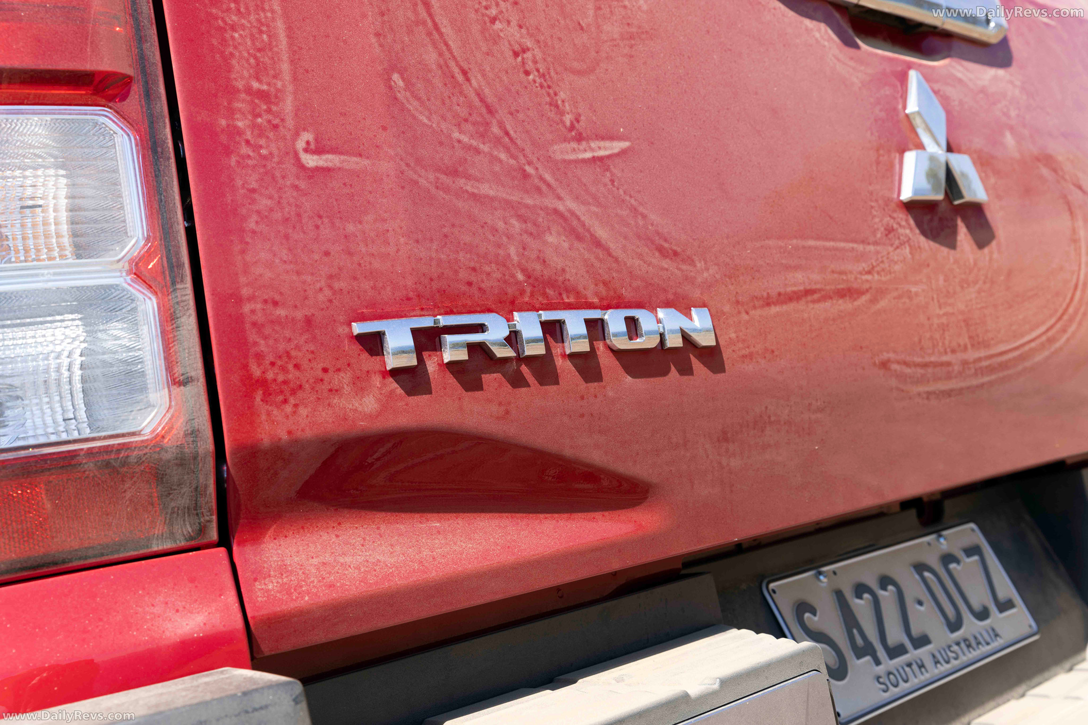 2025 Mitsubishi Triton GLX-R Exterior
