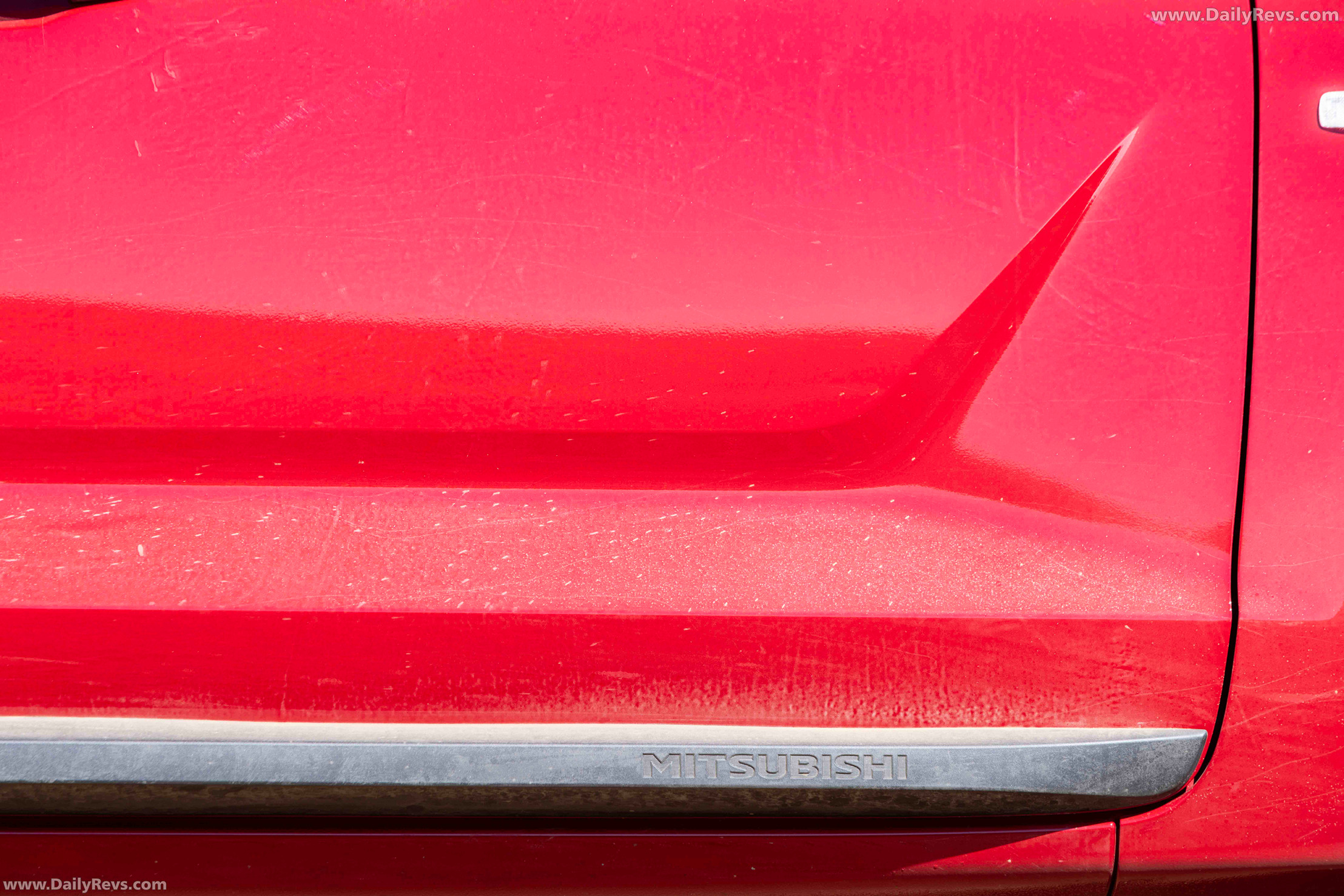 2025 Mitsubishi Triton GLX-R Exterior