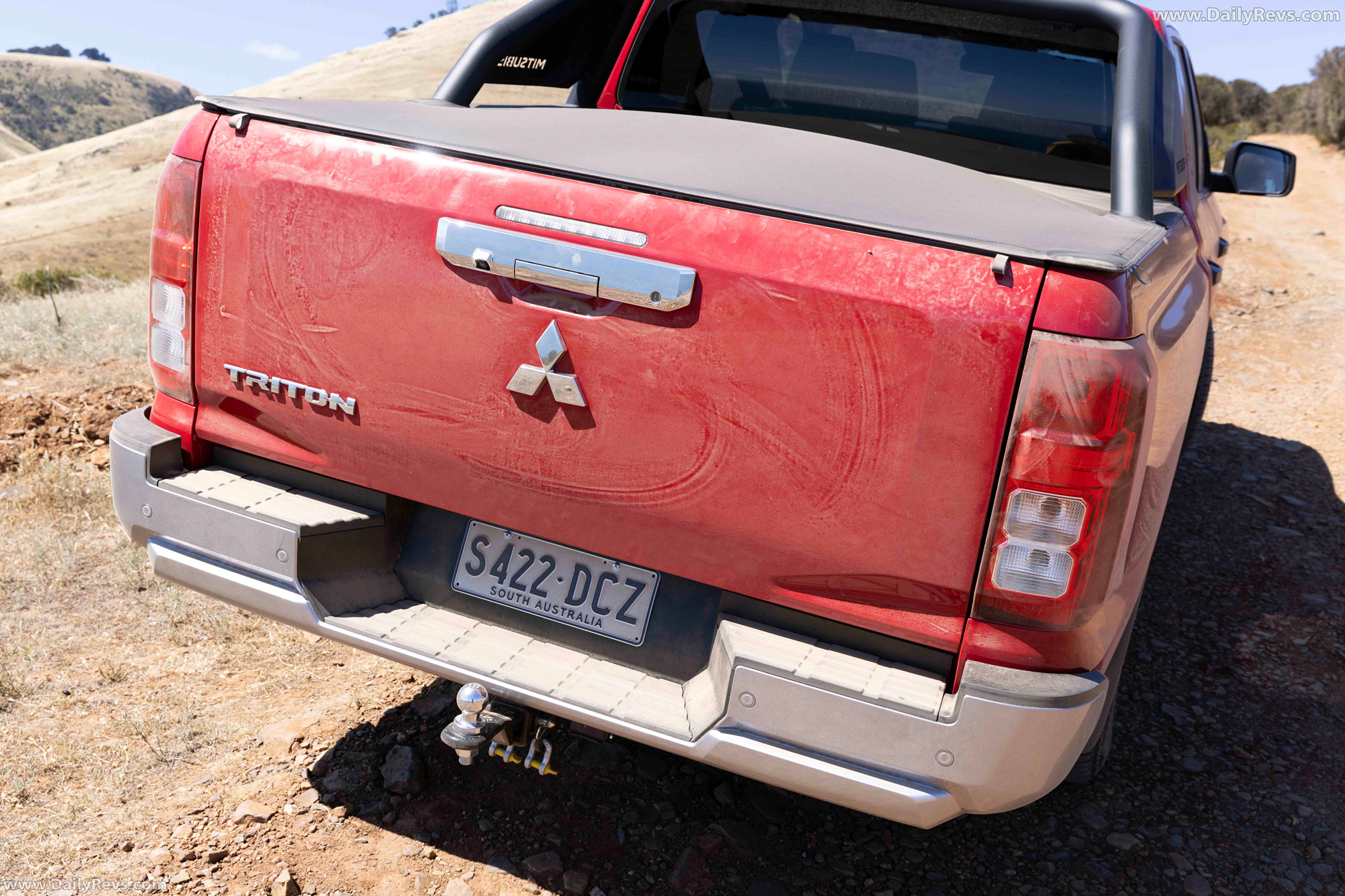 2025 Mitsubishi Triton GLX-R Exterior