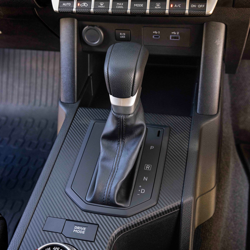 2025 Mitsubishi Triton GLX-R Interior