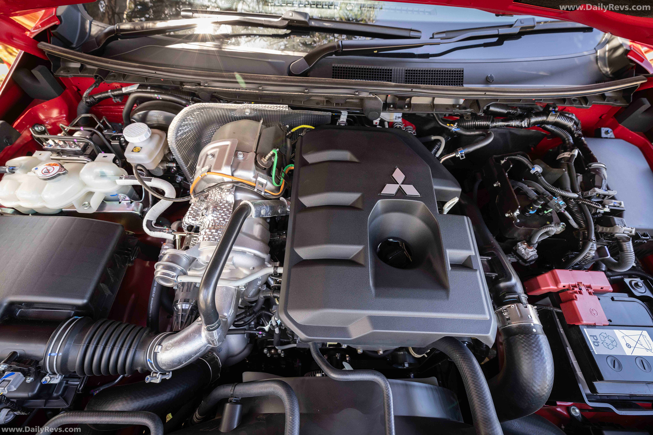2025 Mitsubishi Triton GLX-R Engine