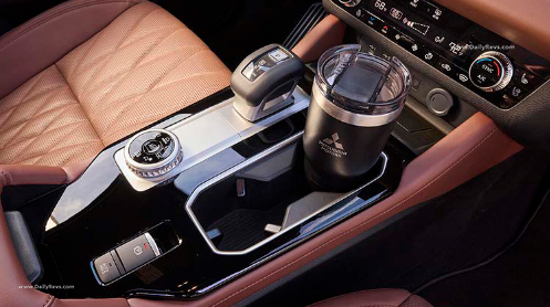 2025 Mitsubishi Outlander Trail Edition Interior