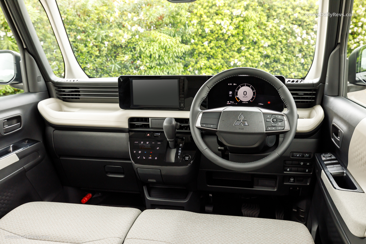 2026 Mitsubishi eK Space Interior