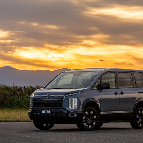 2025 Mitsubishi Delica D5 Prototype Front View