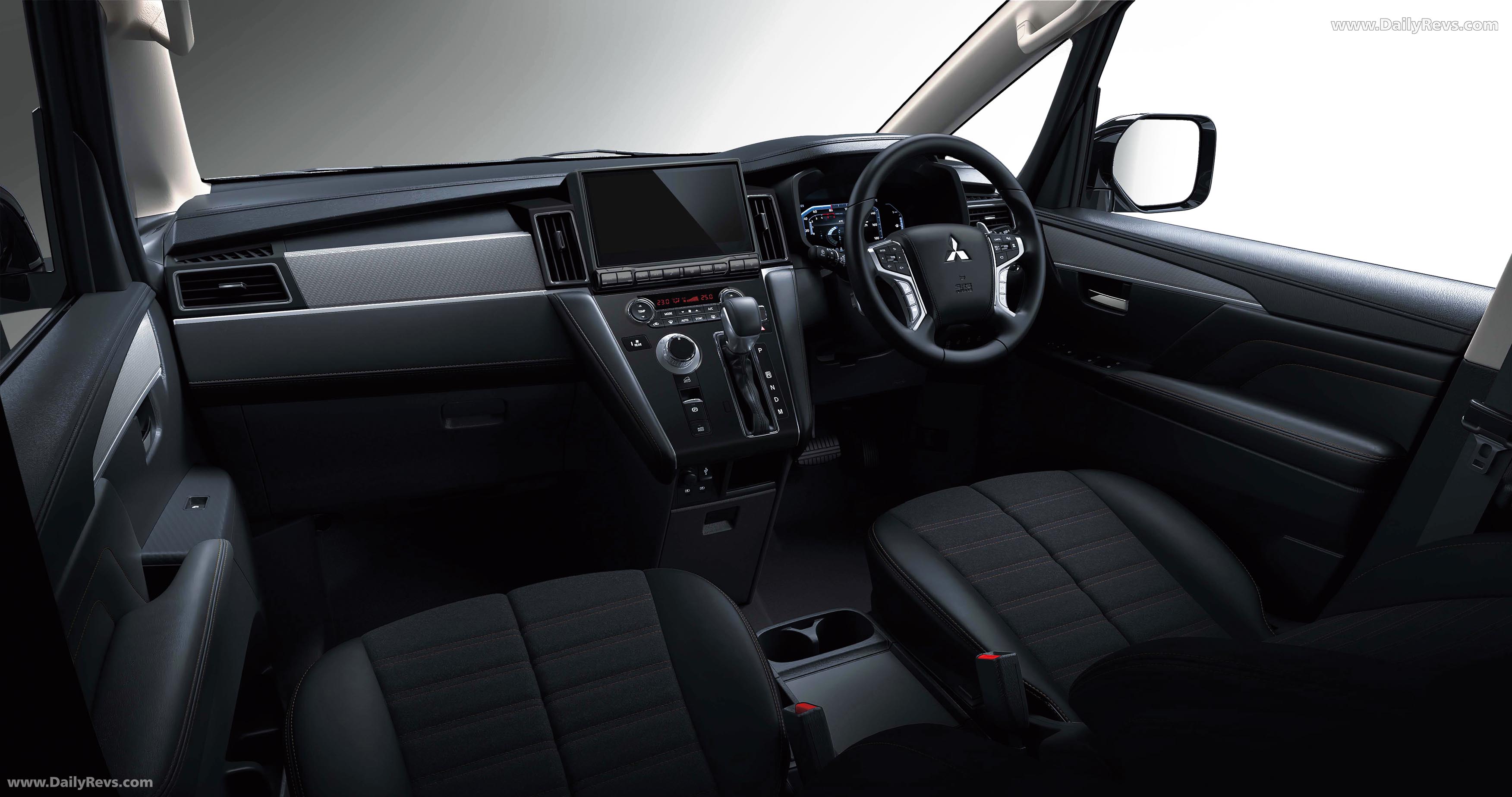 2025 Mitsubishi Delica D5 Prototype Interior