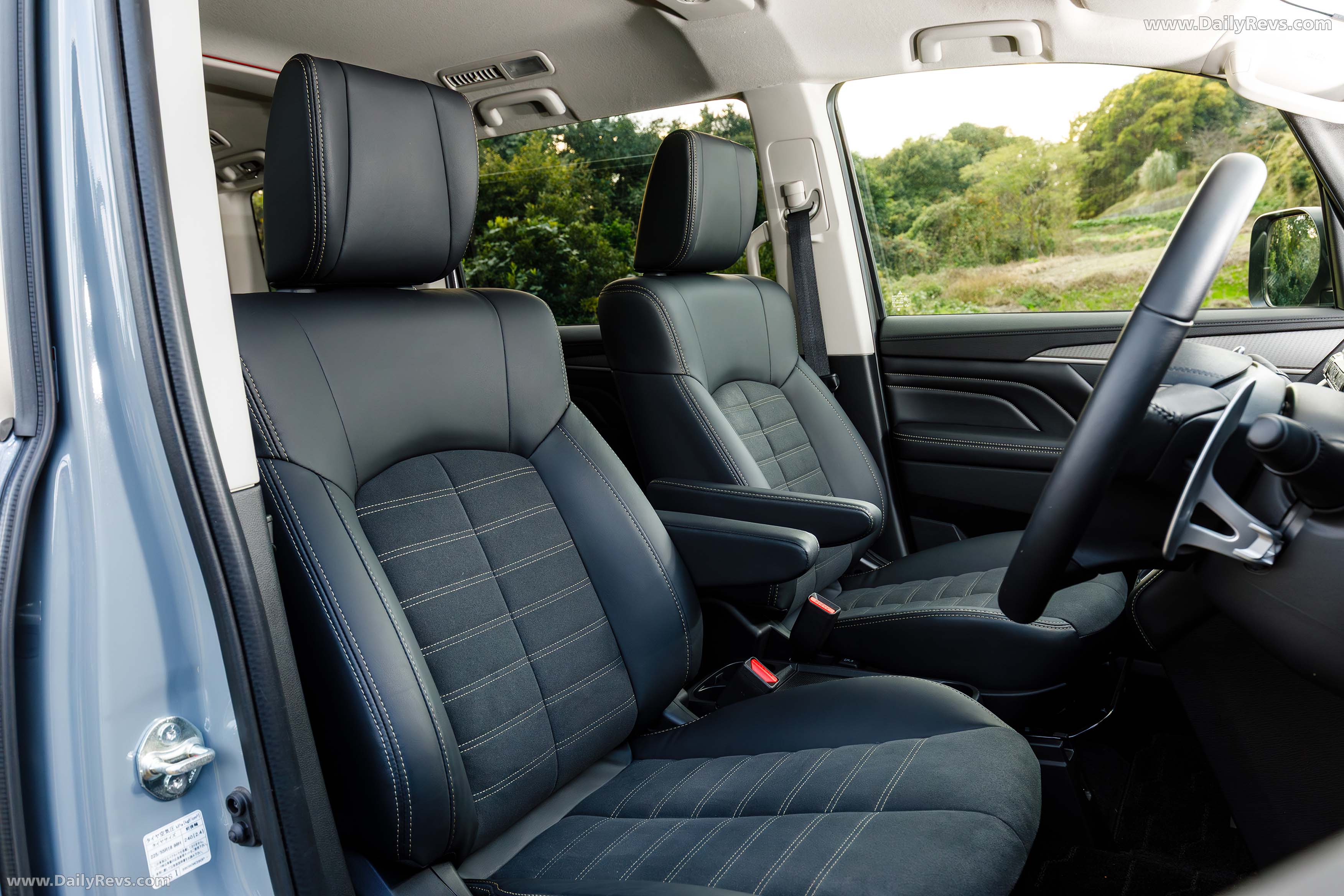 2026 Mitsubishi Delica D5: Enhanced Driving Performance Elevates the ...