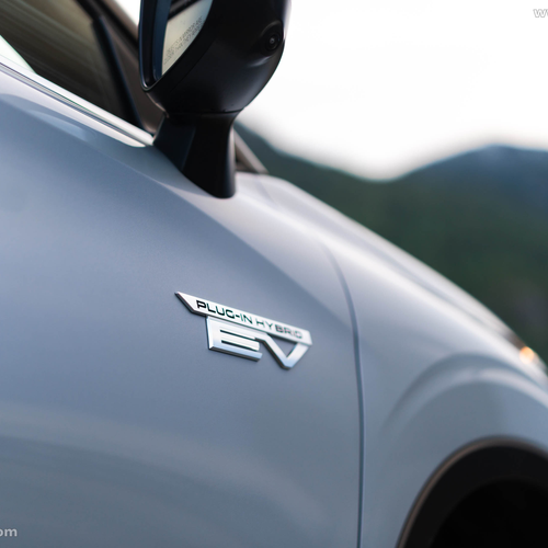 2026 Mitsubishi Outlander PHEV Exterior