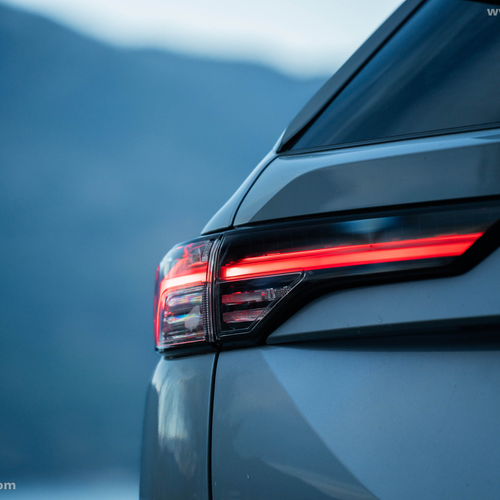 2026 Mitsubishi Outlander PHEV Exterior