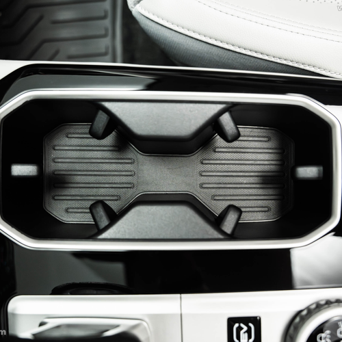 2026 Mitsubishi Outlander PHEV Interior