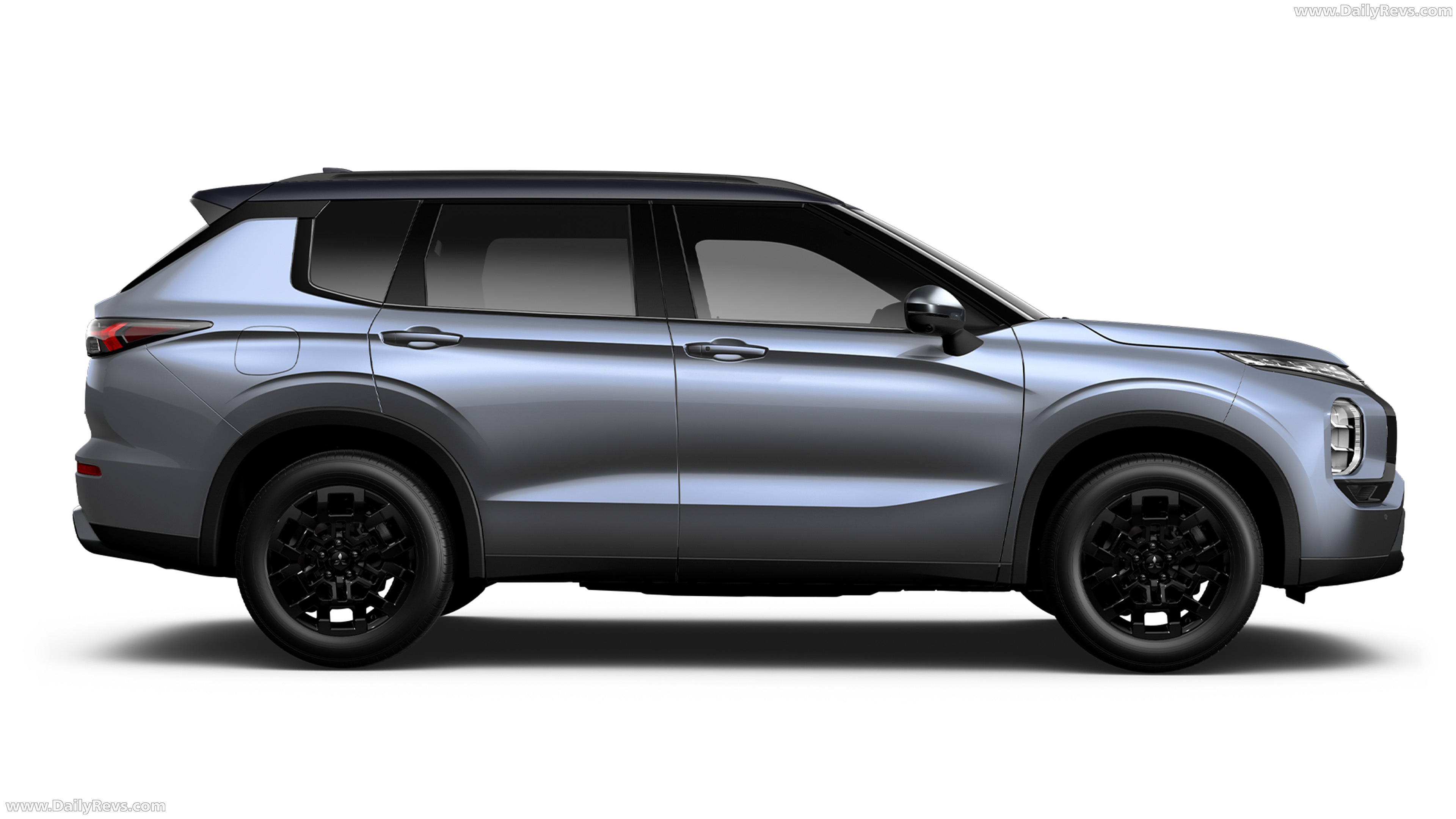 2026 Mitsubishi Outlander LS Black Edition Side View