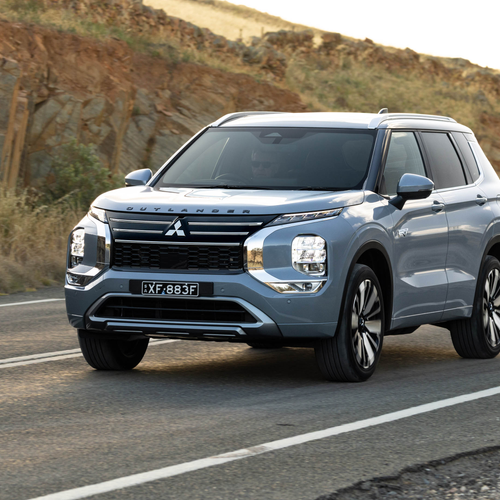 2026 Mitsubishi Outlander PHEV Australian Version Front View