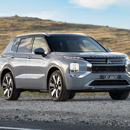 2026 Mitsubishi Outlander PHEV Australian Version Front View