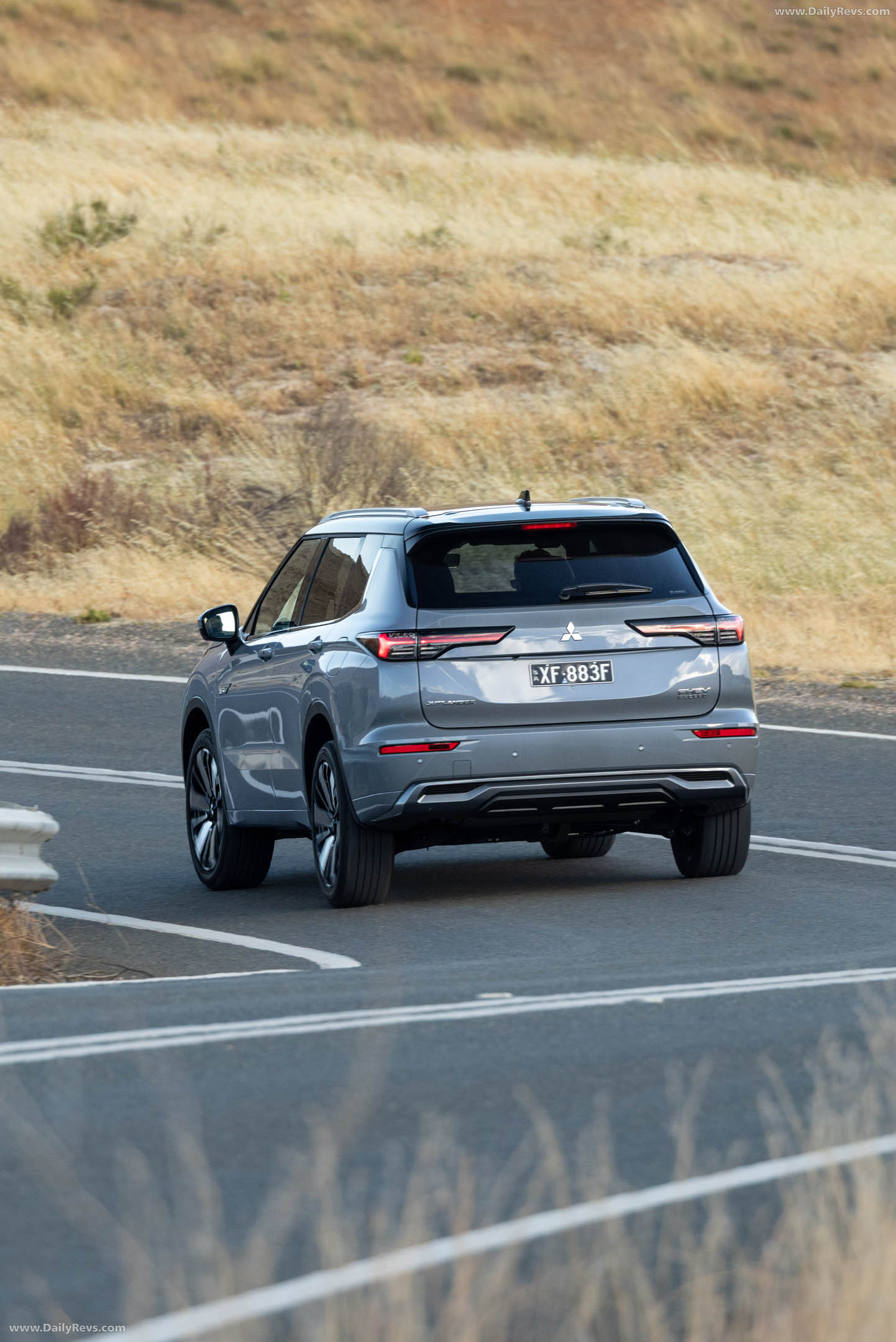 2026 Mitsubishi Outlander PHEV Australian Version Rear View