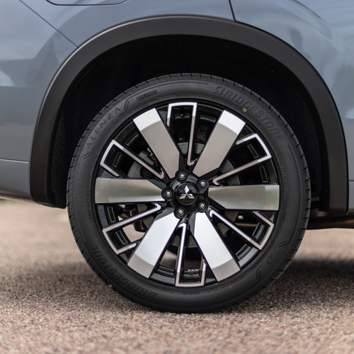 2026 Mitsubishi Outlander PHEV Australian Version Exterior