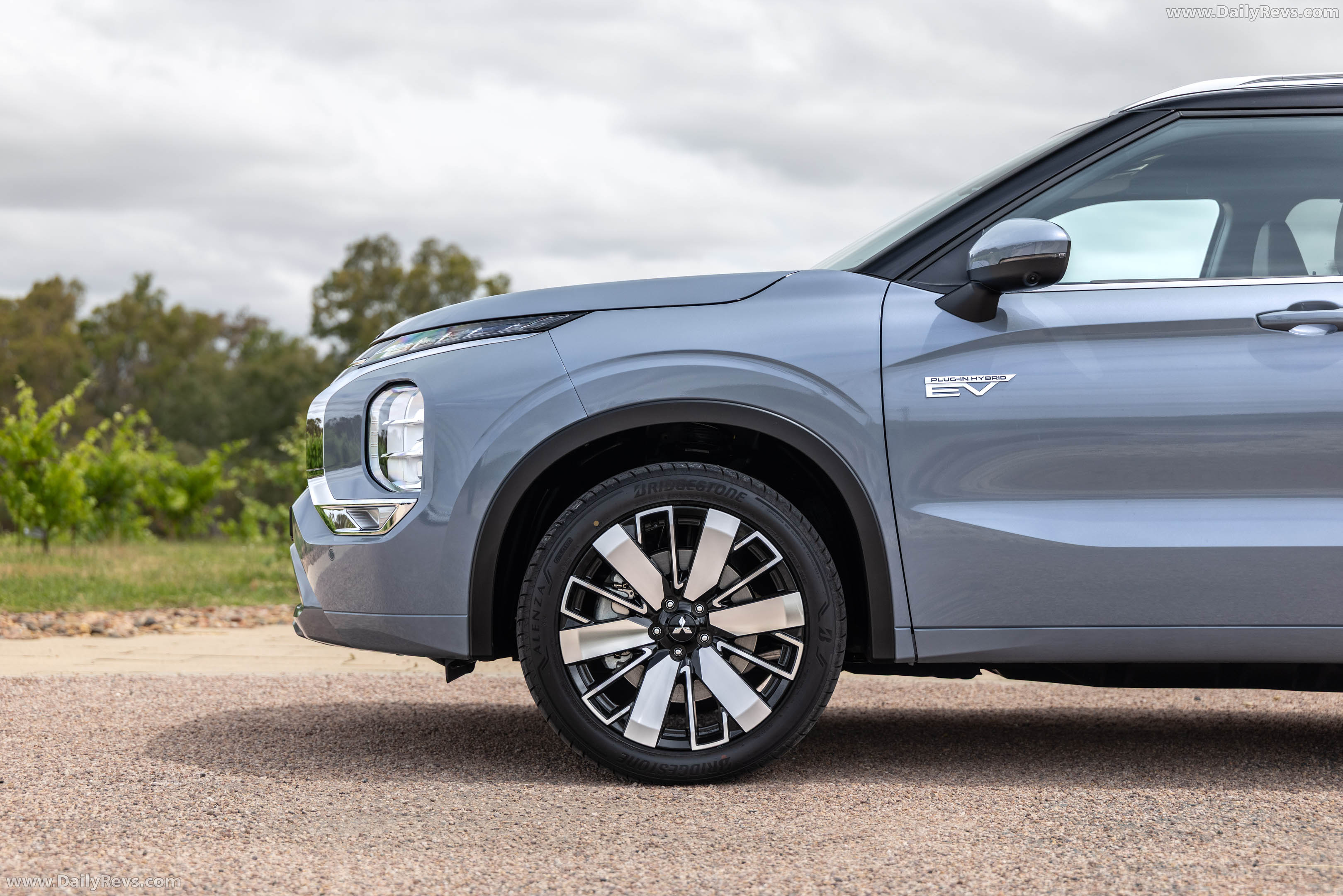 2026 Mitsubishi Outlander PHEV Australian Version Exterior