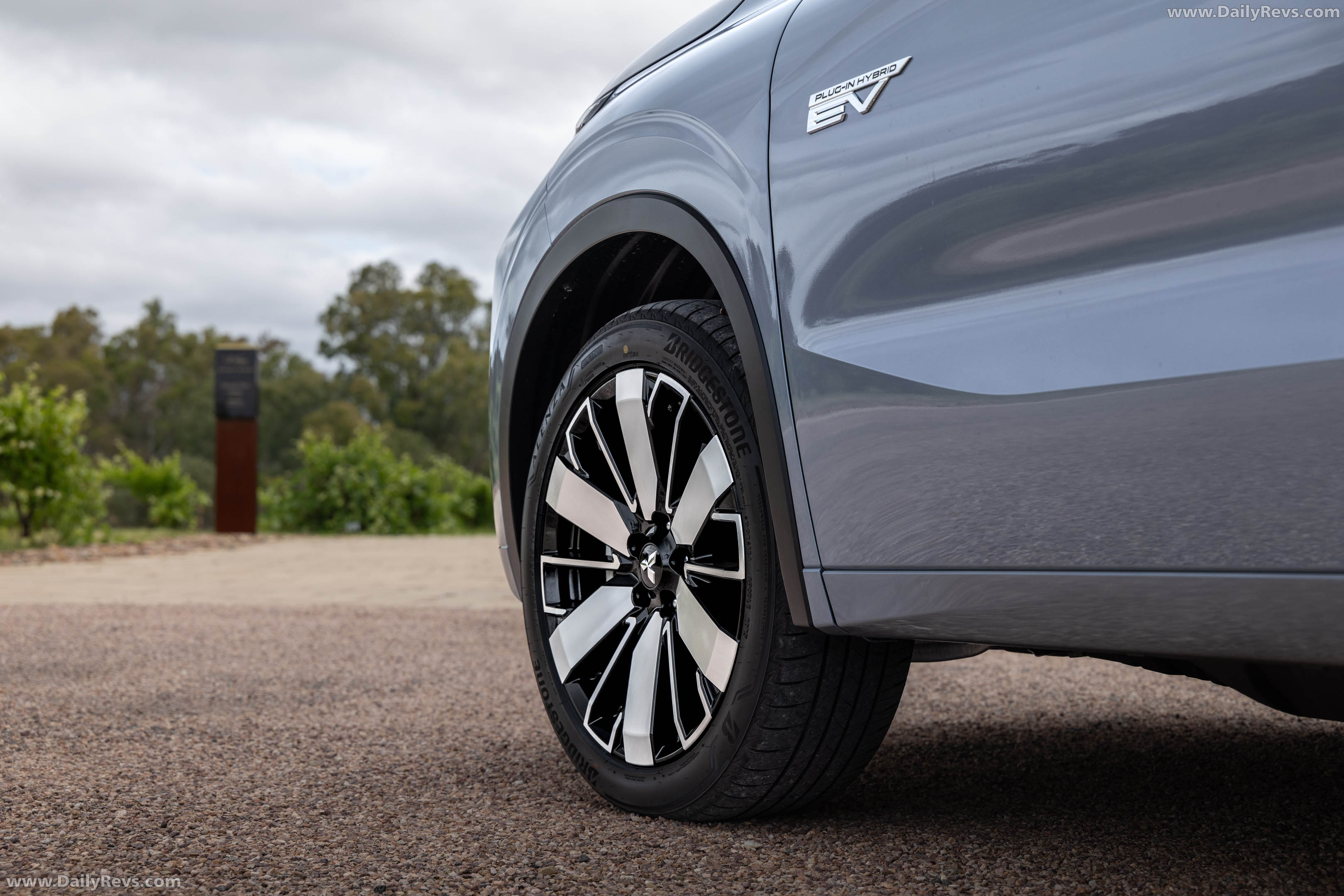 2026 Mitsubishi Outlander PHEV Australian Version Exterior